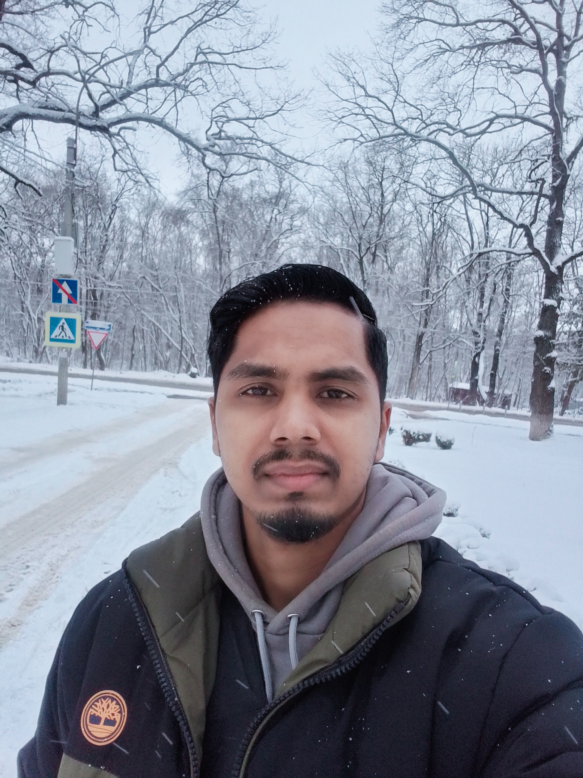 Alom Md Mahbub
